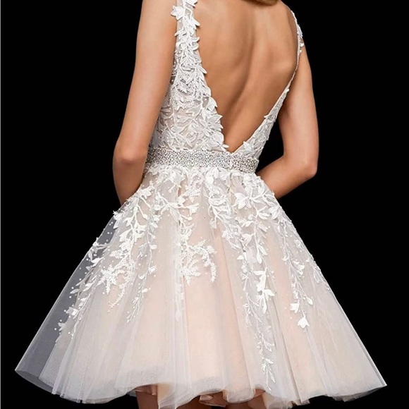 Cocktail Dress Size 8-10 - Picture 2 of 3